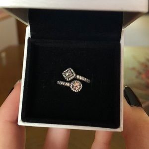 PANDORA Abstract Elegance Ring ❤️